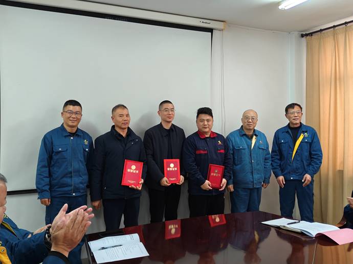 第一事業(yè)部冶化協(xié)力項(xiàng)目部獲銅冠冶化公司“強(qiáng)化意識，防控風(fēng)險(xiǎn)”...