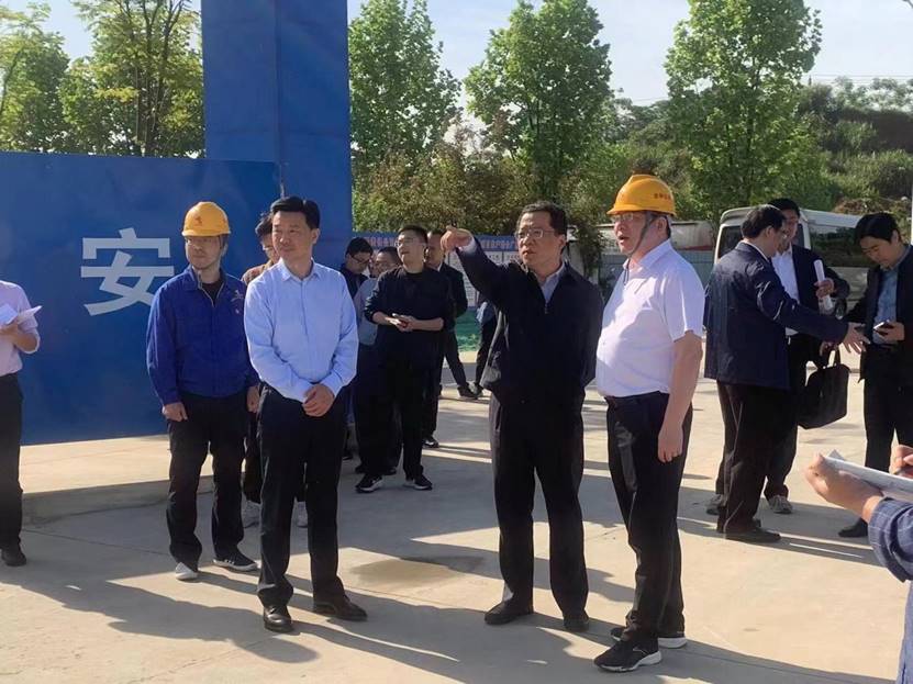 市委書(shū)記丁純到金神耐磨項(xiàng)目調(diào)研 市委書(shū)記丁純到金神耐磨項(xiàng)目調(diào)研